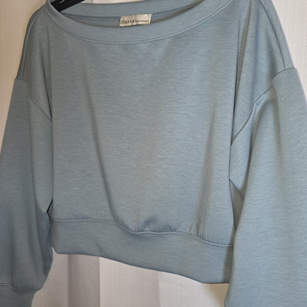 Zenana Outfitters Light Blue Cropped Sweatshirt - Picture 7 of 7